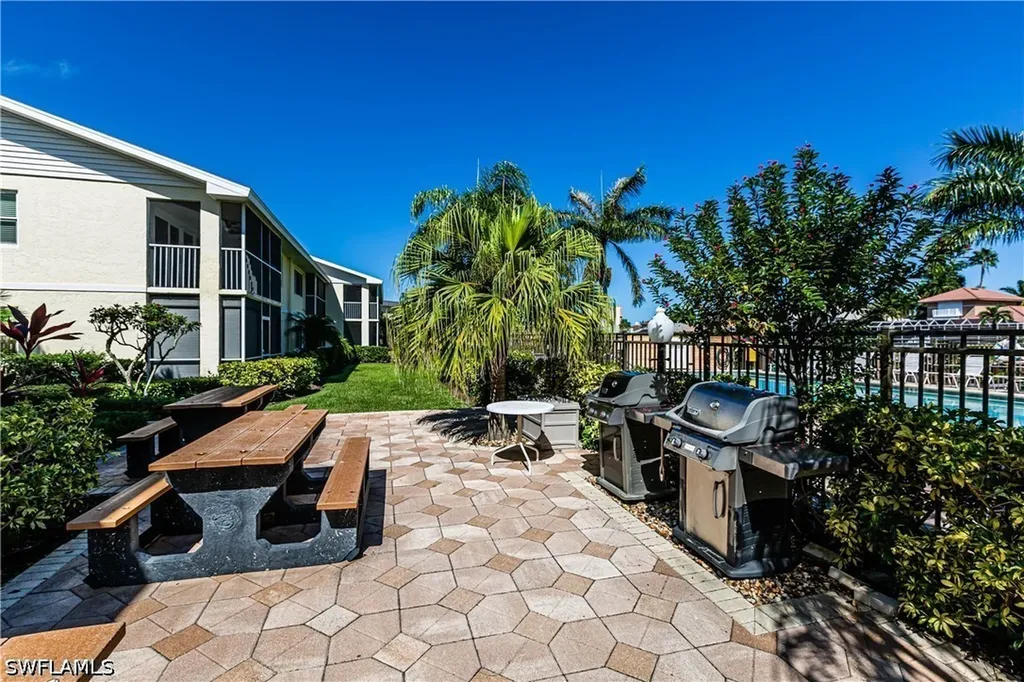 860 Panama Court Marco Island FL 34145