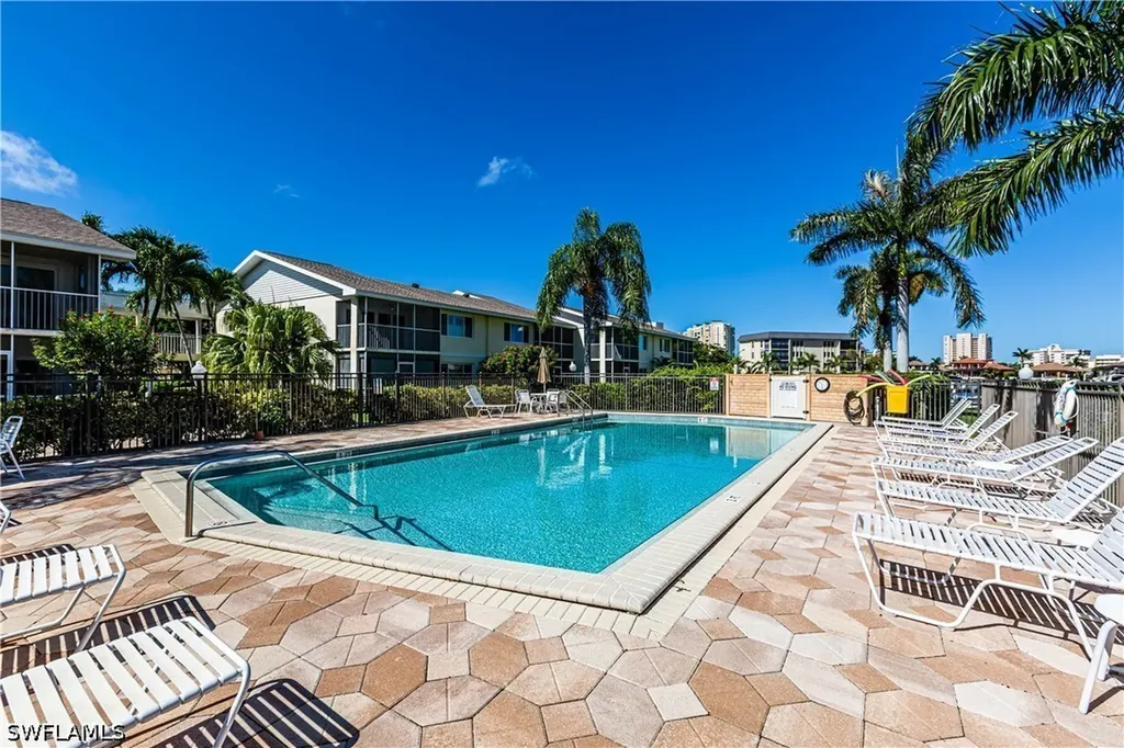 860 Panama Court Marco Island FL 34145