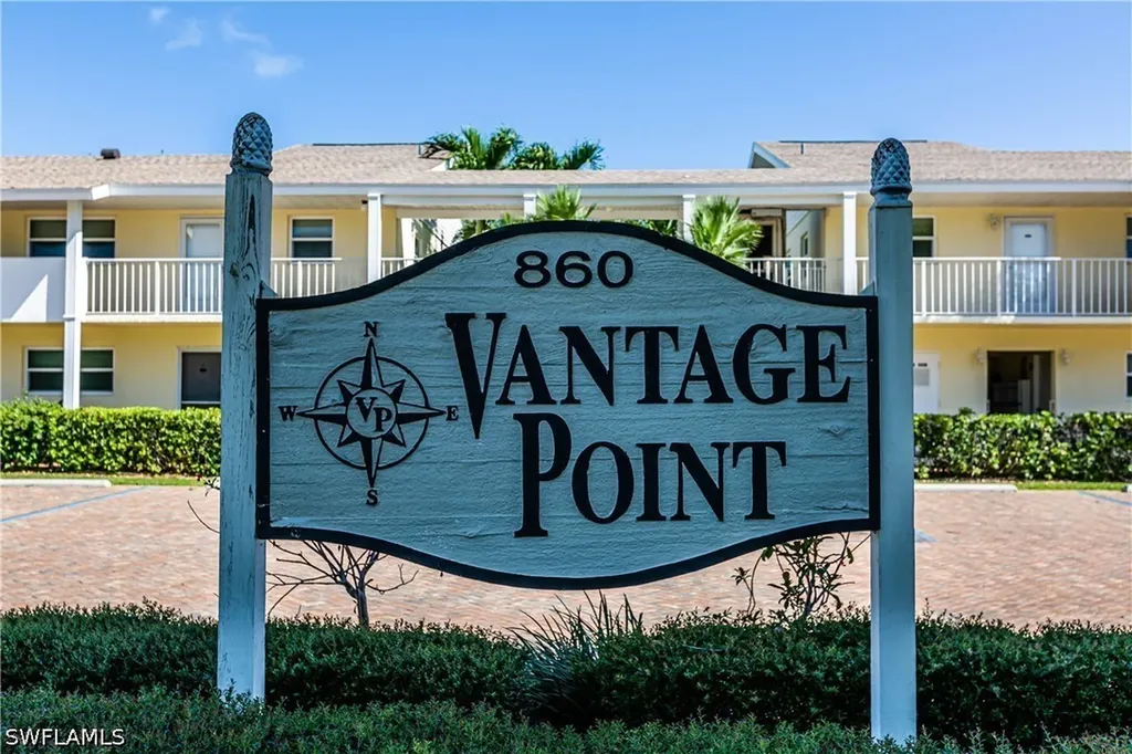 860 Panama Court Marco Island FL 34145