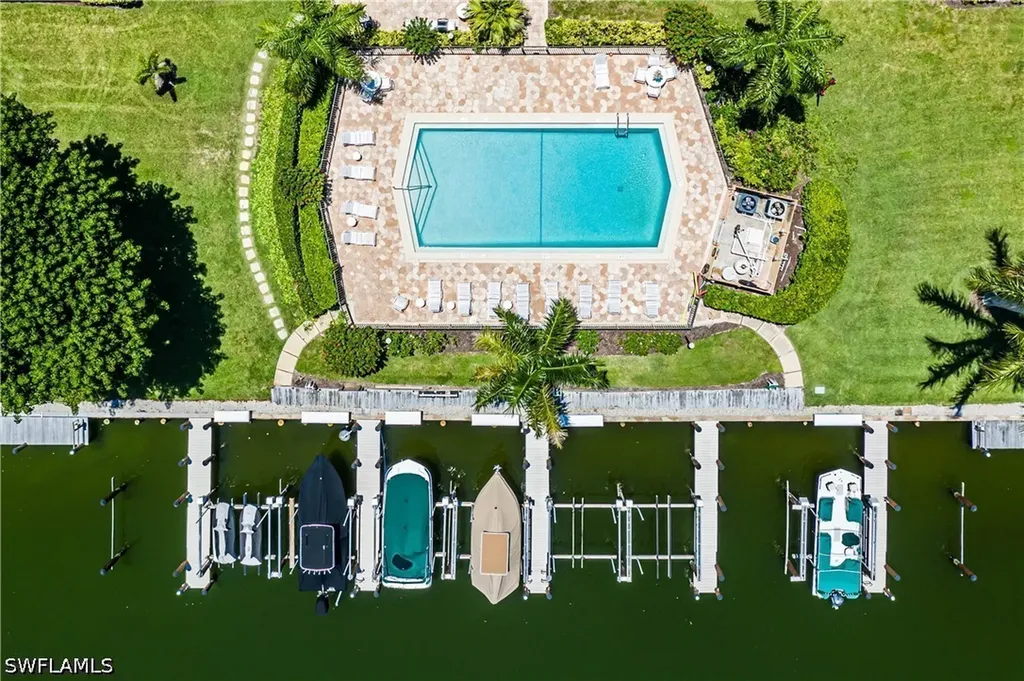 860 Panama Court Marco Island FL 34145