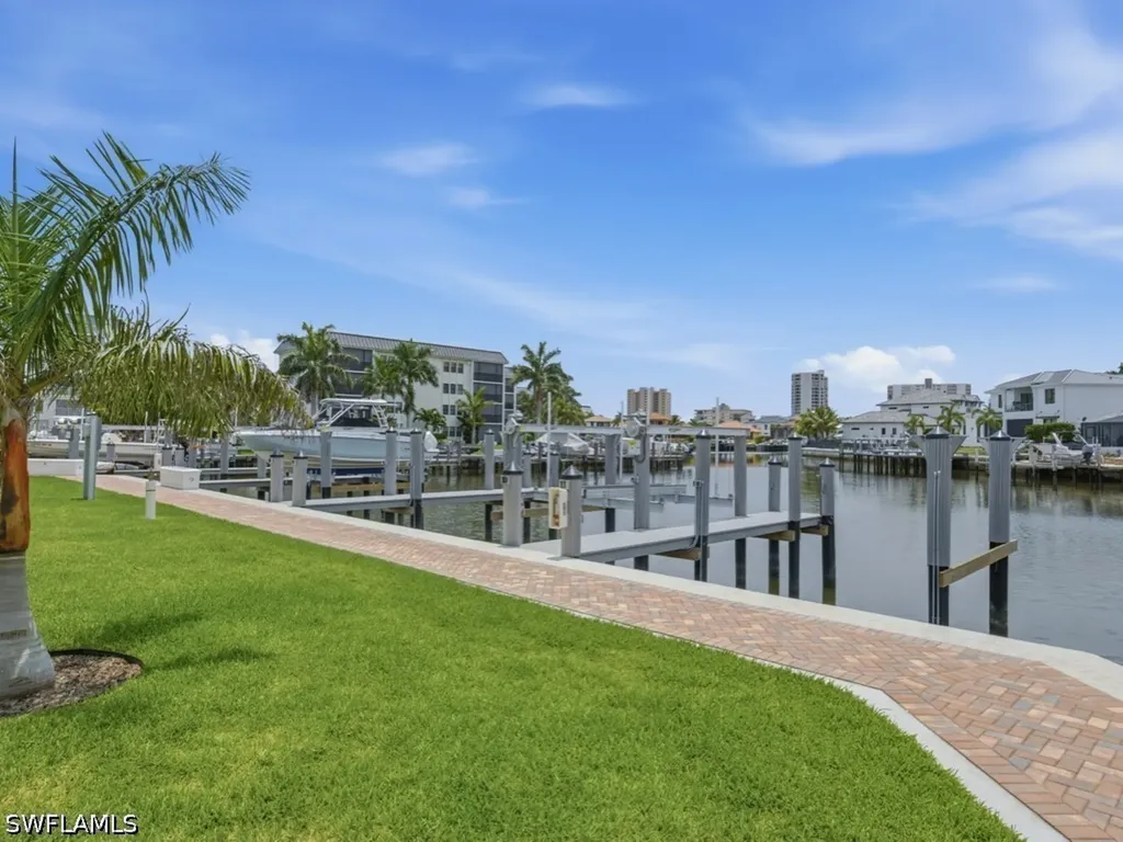860 Panama Court Marco Island FL 34145