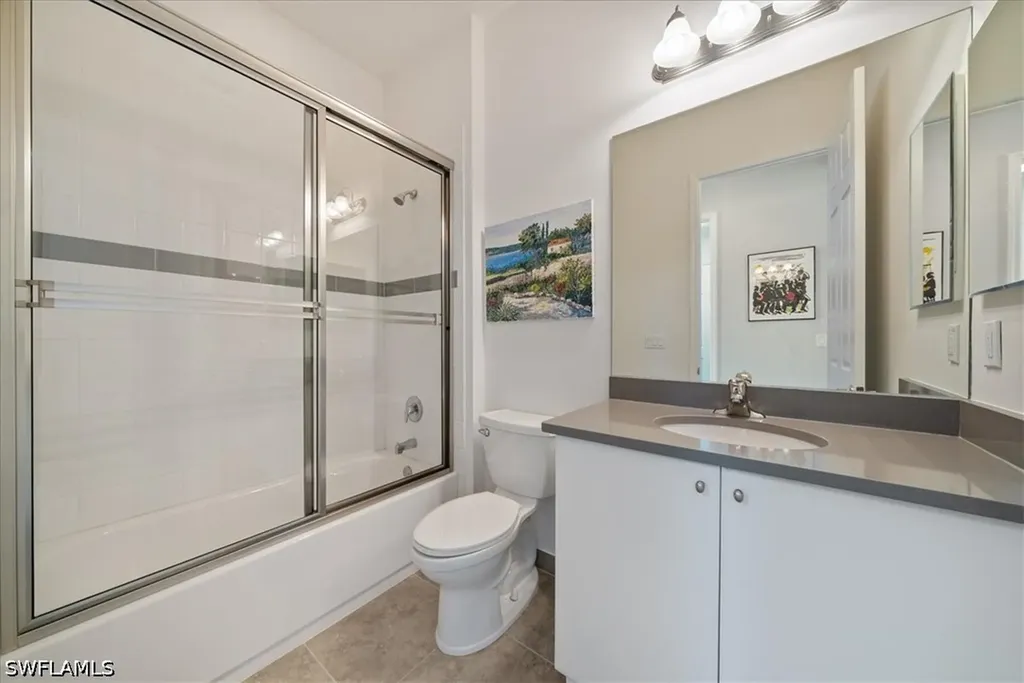 3264 Pacific Drive Naples FL 34119
