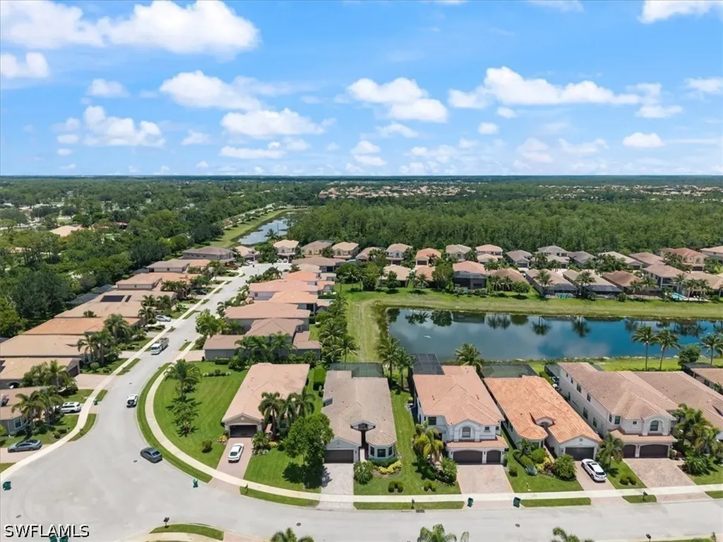 3264 Pacific Drive Naples FL 34119