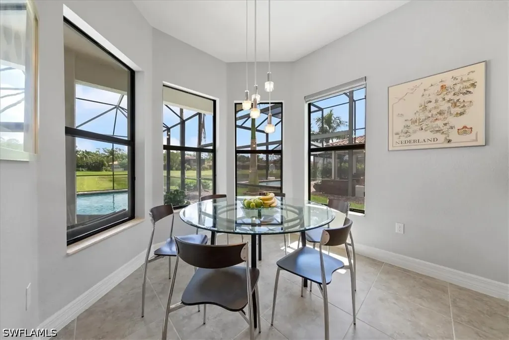 3264 Pacific Drive Naples FL 34119