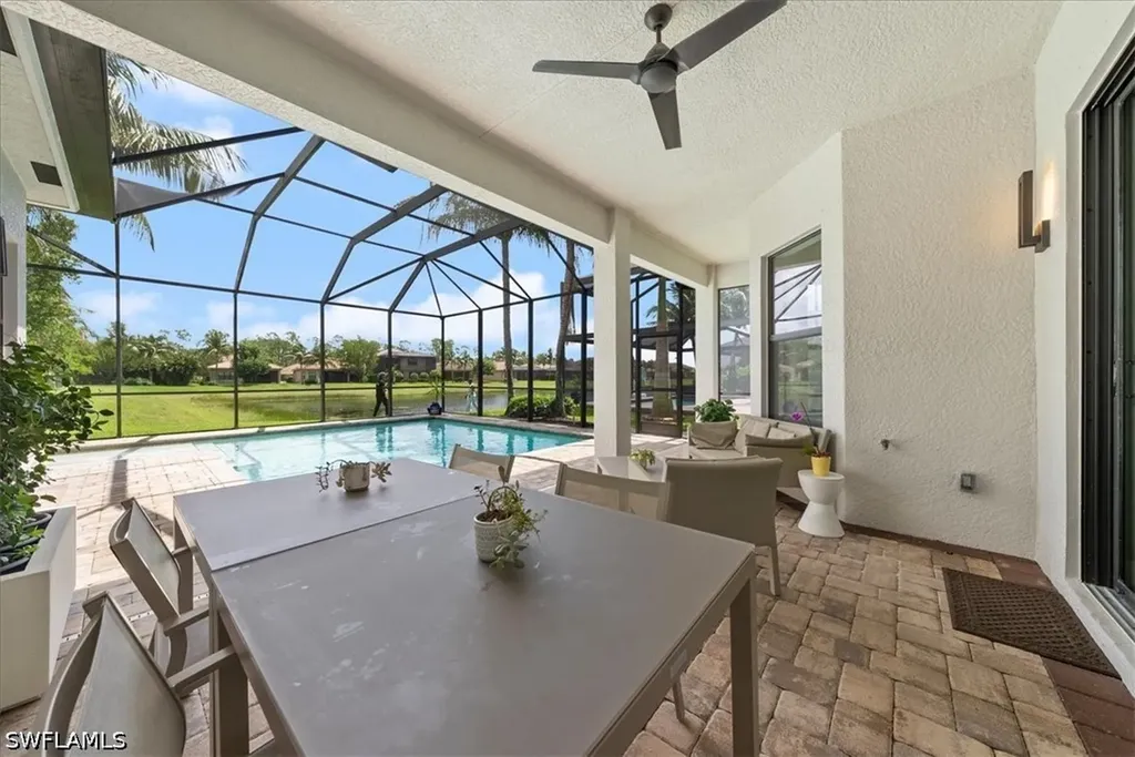 3264 Pacific Drive Naples FL 34119