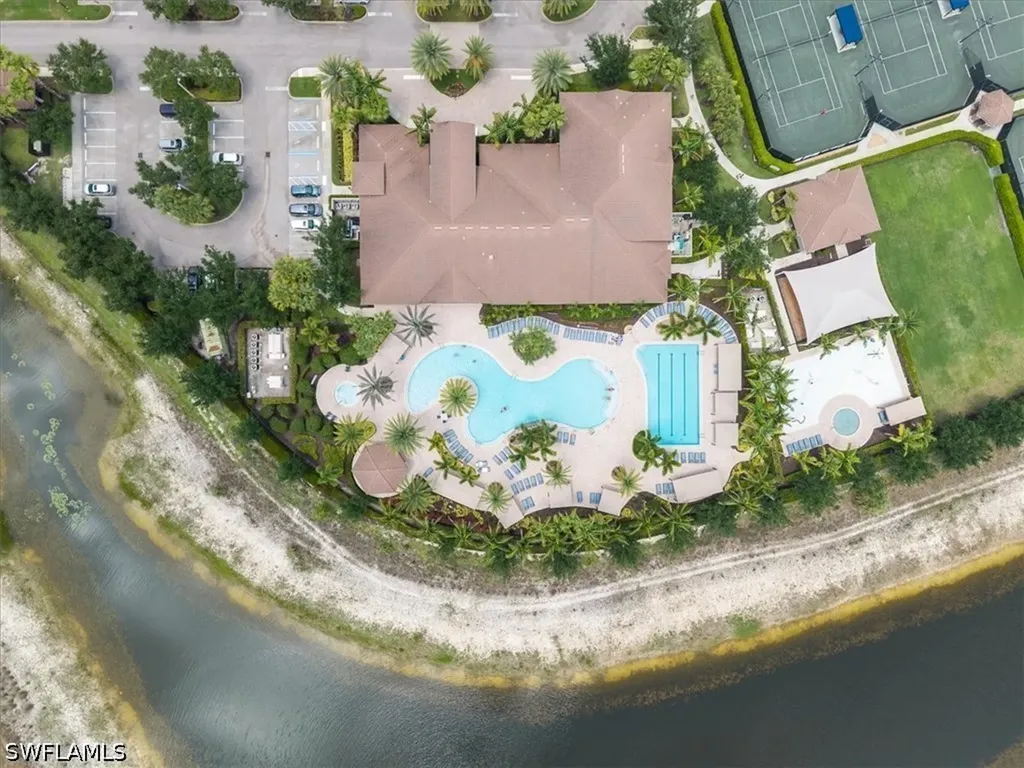 3264 Pacific Drive Naples FL 34119