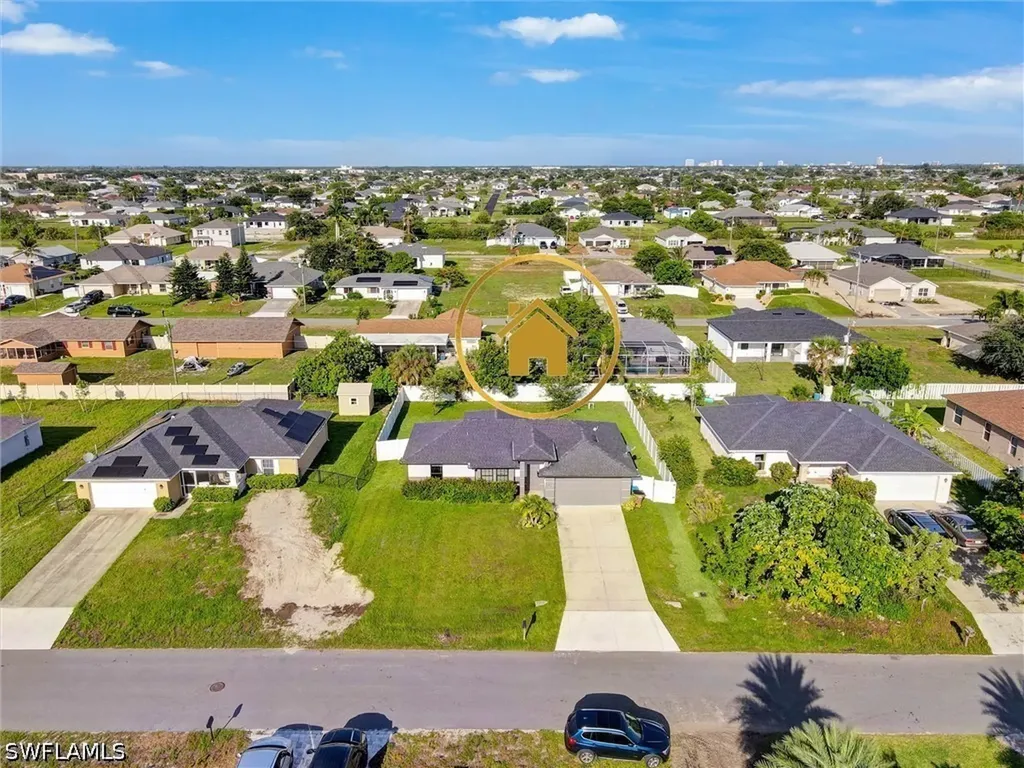 1317 NE 4th Place Cape Coral FL 33909