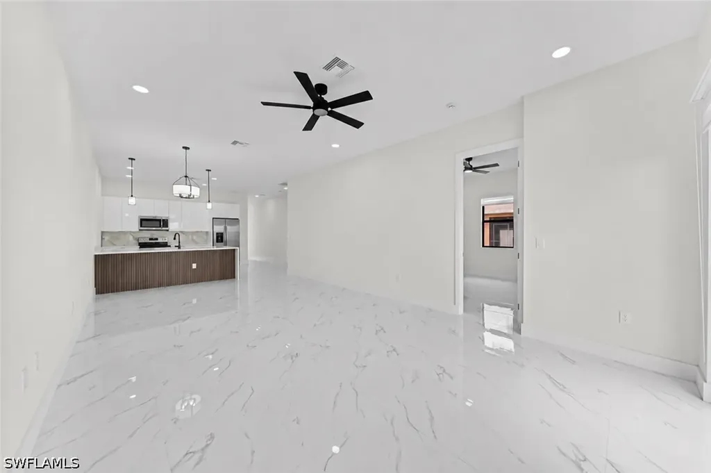 1812/1814 NE 8th Place Cape Coral FL 33909