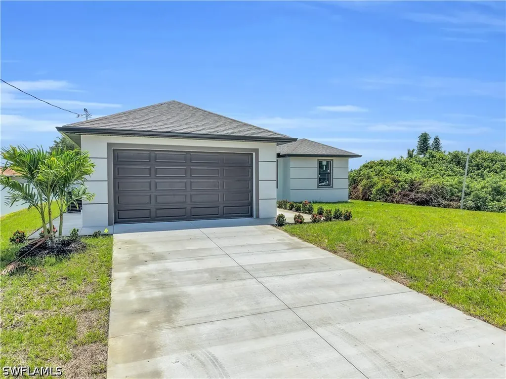 1032 Cavanagh Avenue Lehigh Acres FL 33971