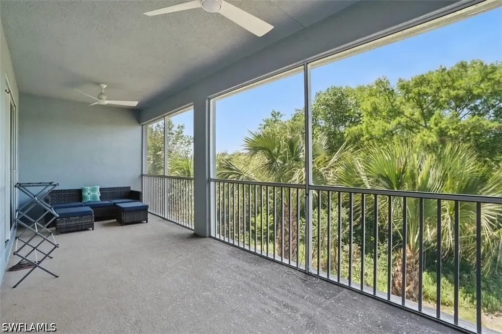 2567 Seychelles Drive Naples FL 34112