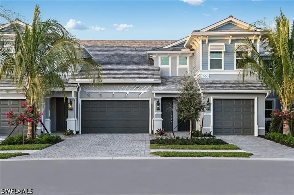 2567 Seychelles Drive Naples FL 34112