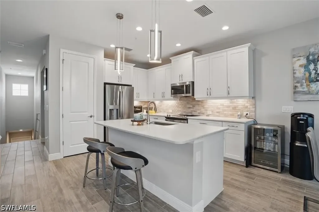 2567 Seychelles Drive Naples FL 34112