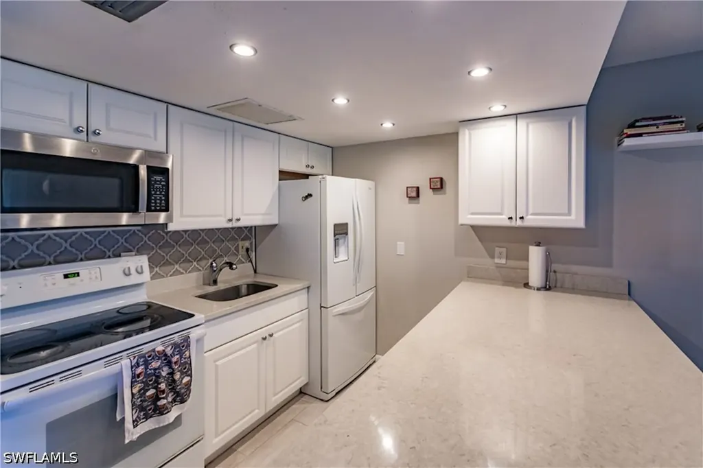 3 Bob O Link Court Naples FL 34105