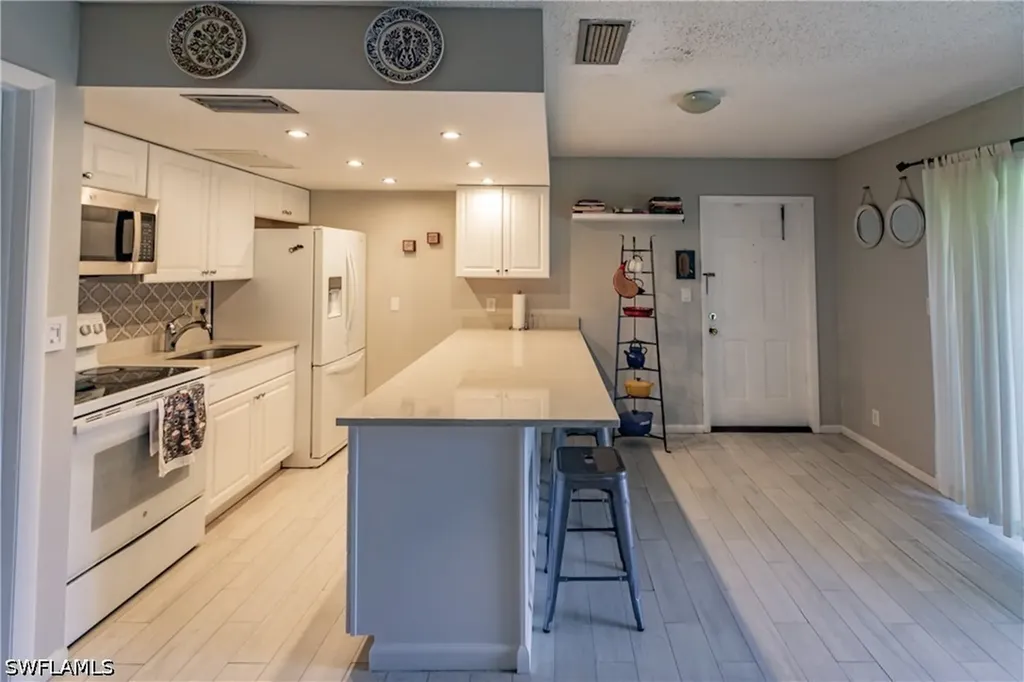 3 Bob O Link Court Naples FL 34105