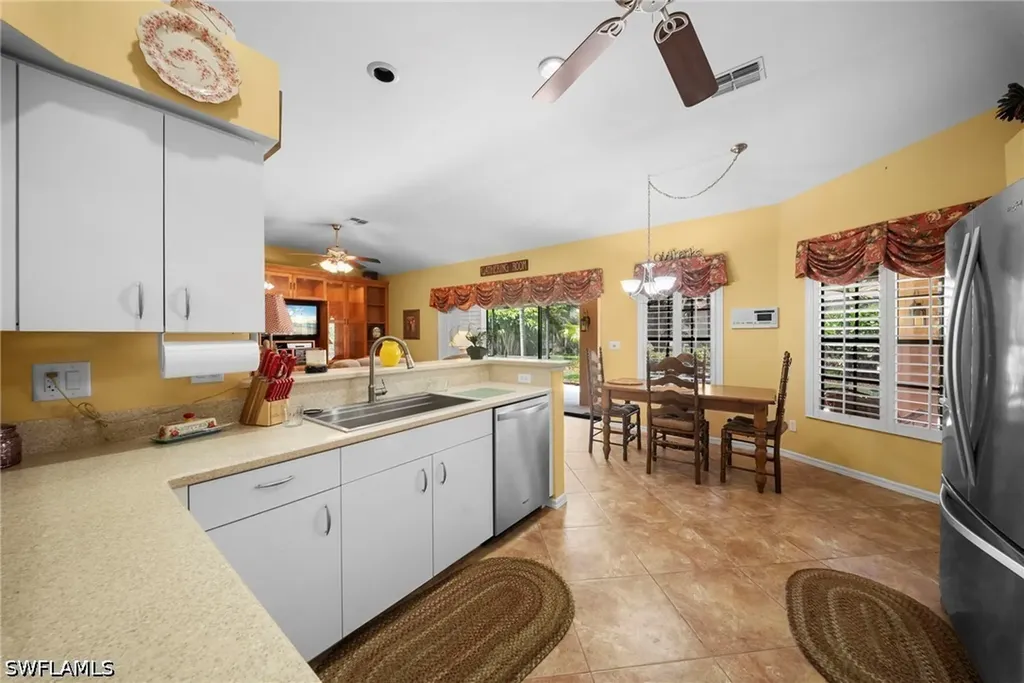 Estero FL 33928