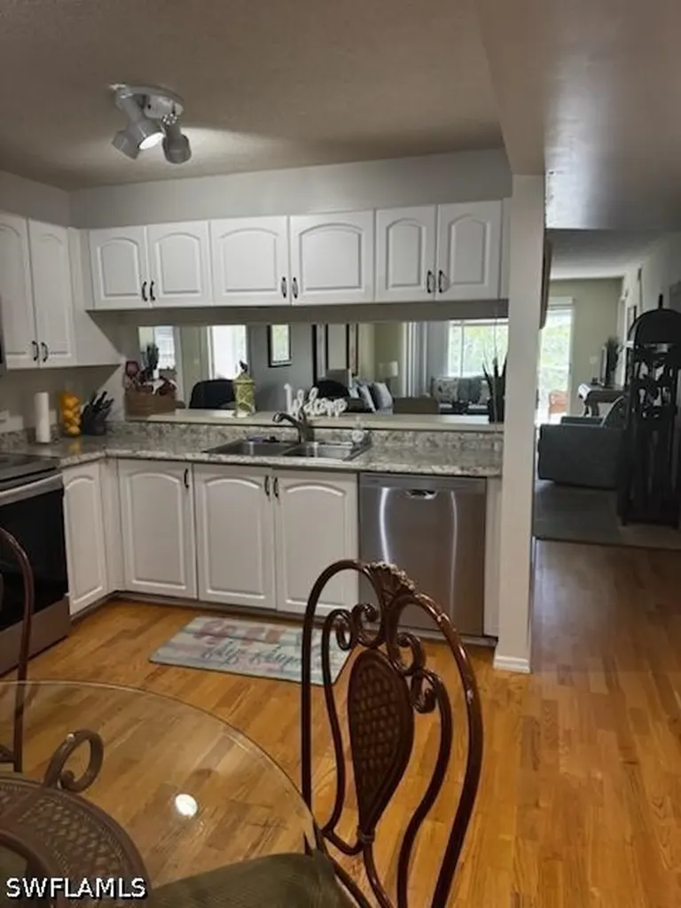 3061 Sandpiper Bay Circle Naples FL 34112