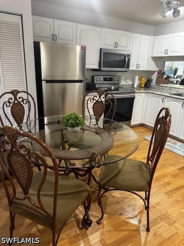 3061 Sandpiper Bay Circle Naples FL 34112