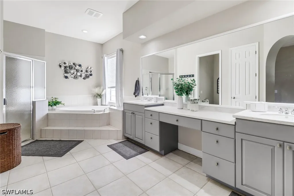 24873 Galicia Avenue Bonita Springs FL 34135