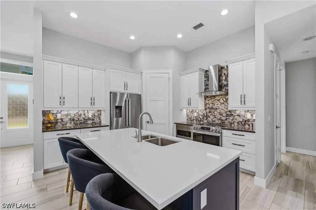 68 Tahiti Road Marco Island FL 34145