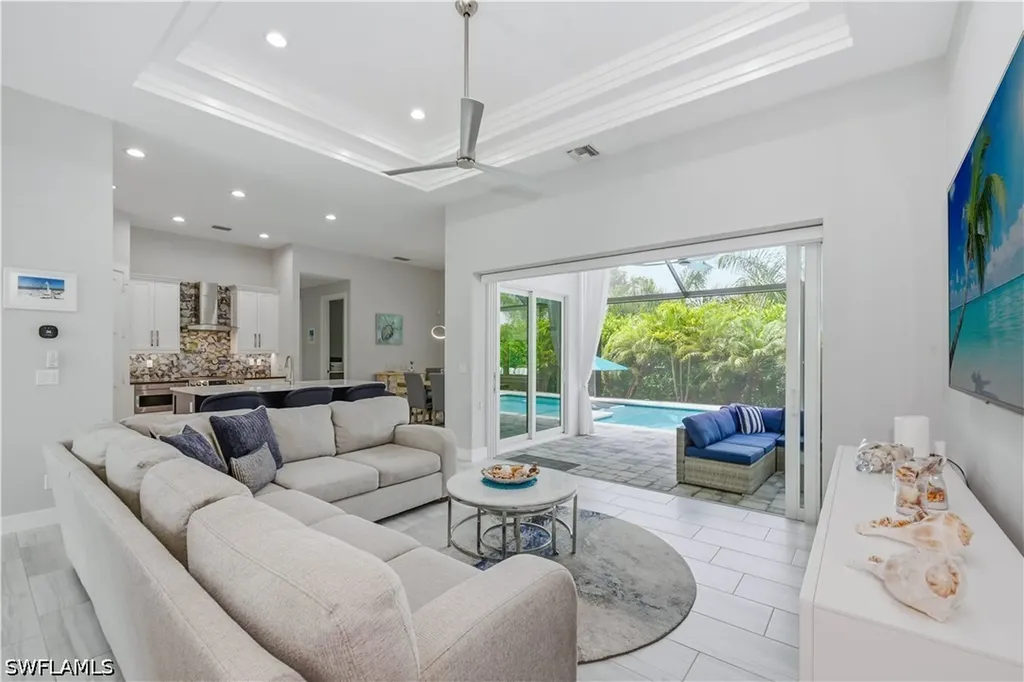 68 Tahiti Road Marco Island FL 34145