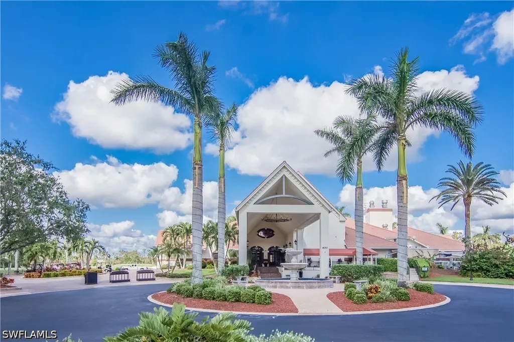 401 Countryside Drive Naples FL 34104