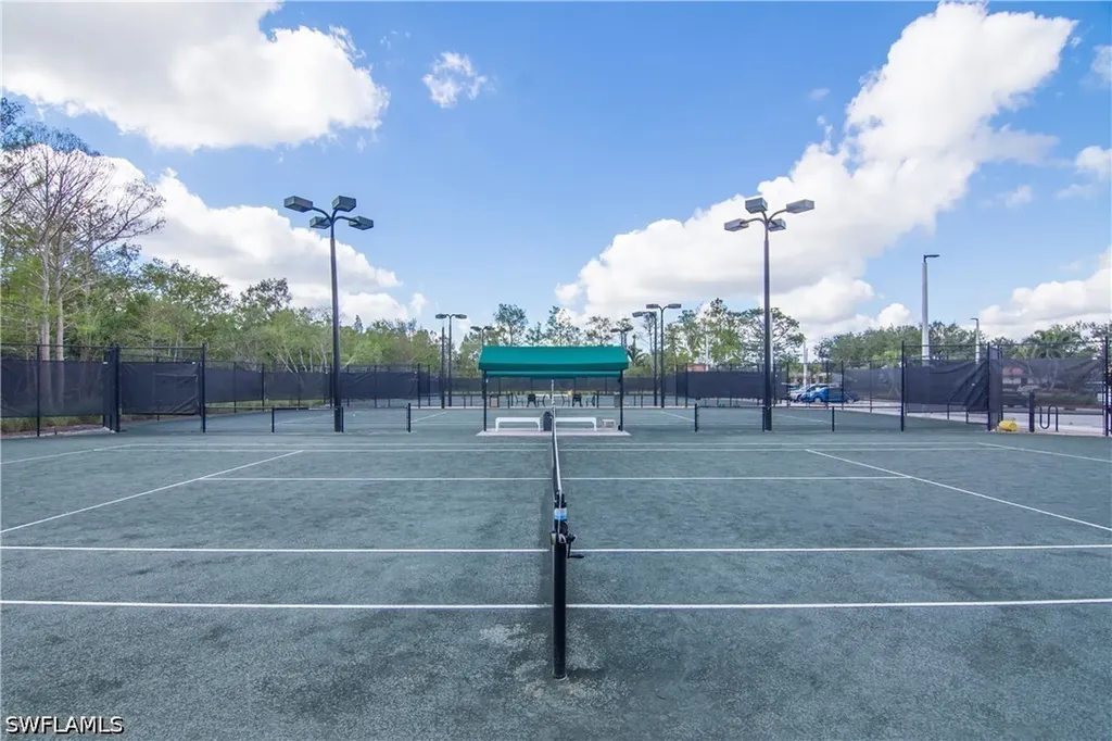 401 Countryside Drive Naples FL 34104