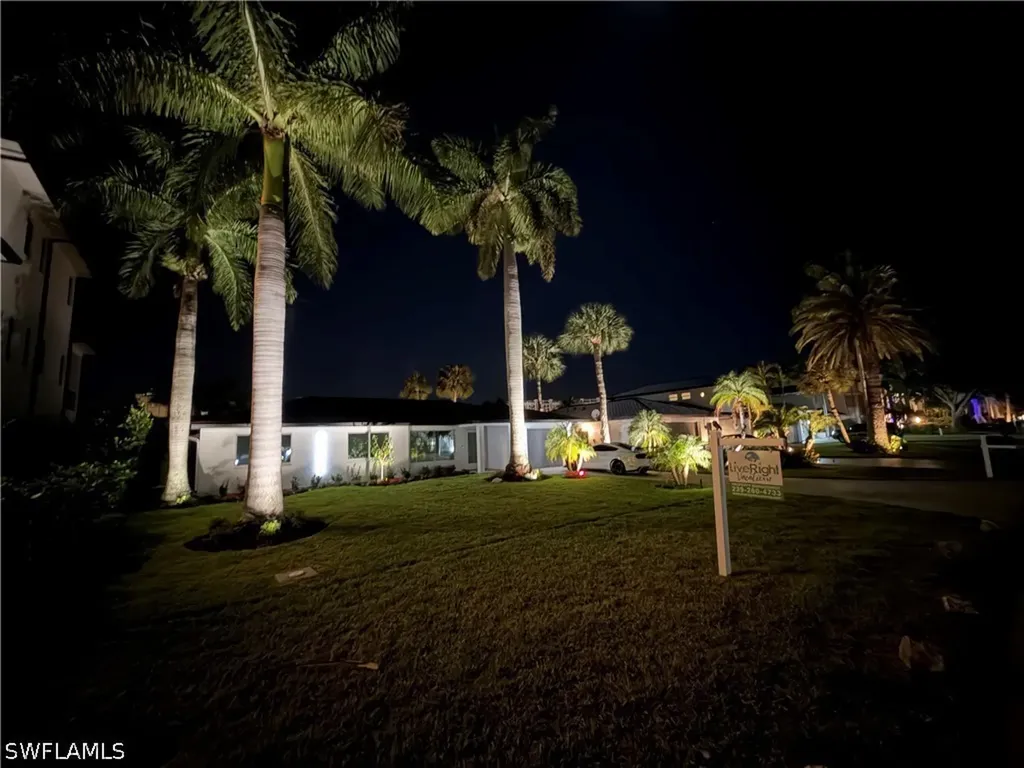 432 Oak Avenue Naples FL 34108