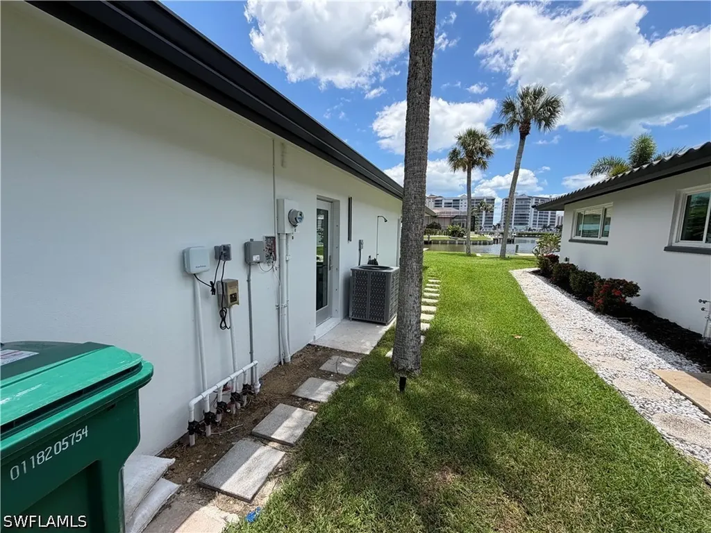 432 Oak Avenue Naples FL 34108