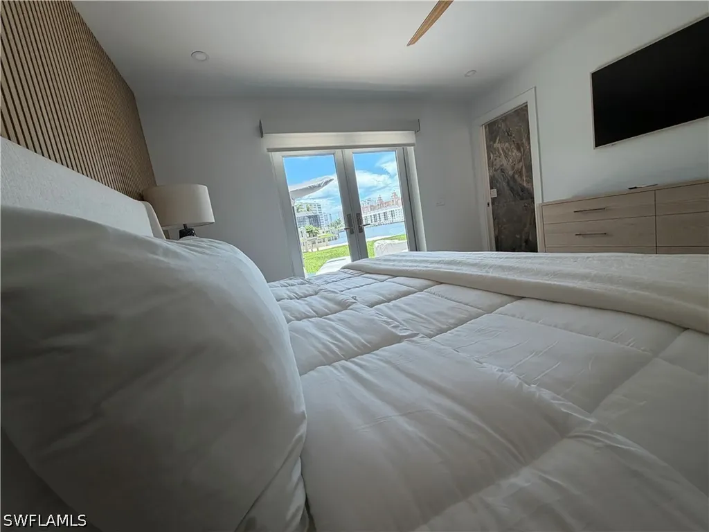 432 Oak Avenue Naples FL 34108