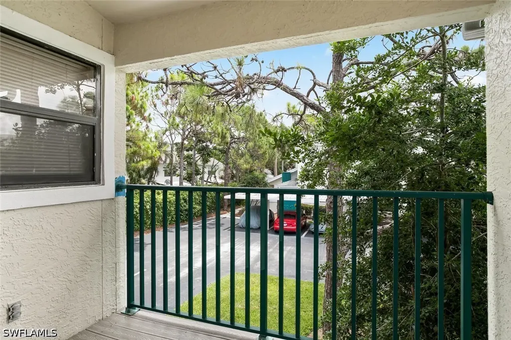 81 Emerald Woods Drive Naples FL 34108-0503