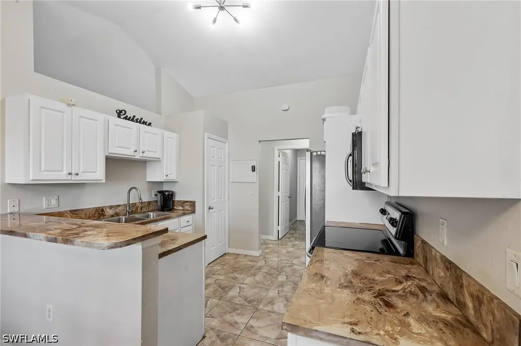 2409 E Edgewater Way Lehigh Acres FL 33936