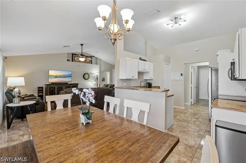 2409 E Edgewater Way Lehigh Acres FL 33936