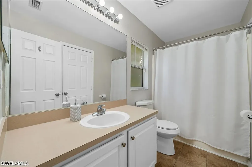 2409 E Edgewater Way Lehigh Acres FL 33036
