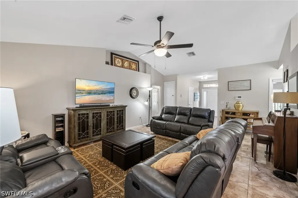 2409 E Edgewater Way Lehigh Acres FL 33936