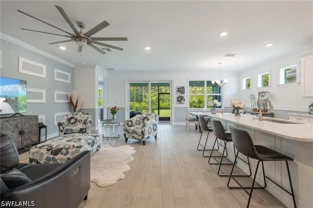 299 Tamarindo Lane Naples FL 34114
