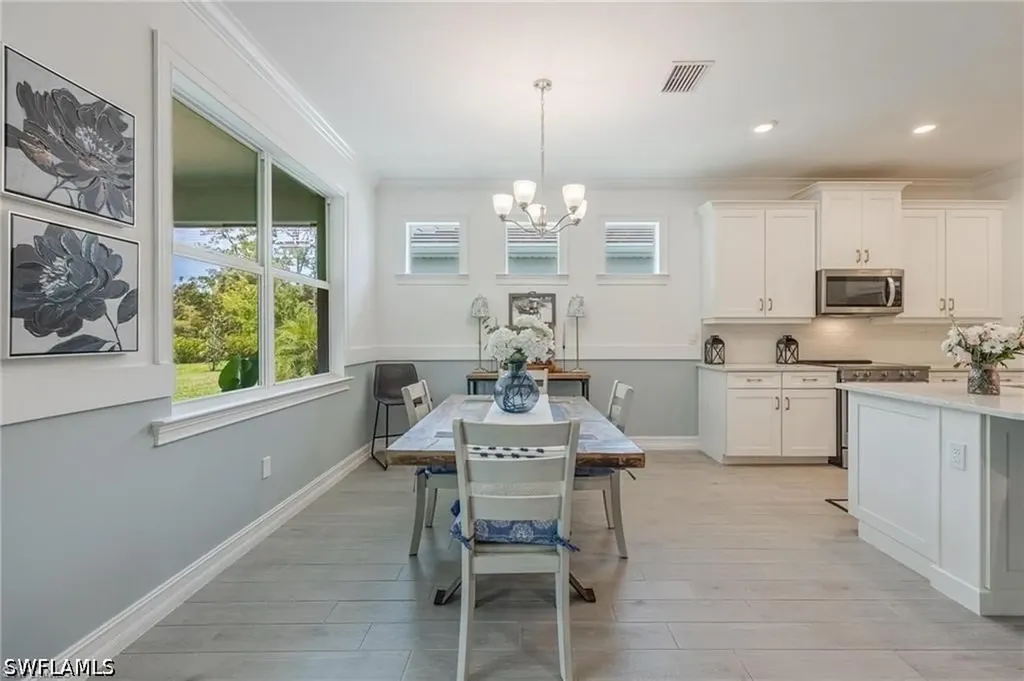 299 Tamarindo Lane Naples FL 34114