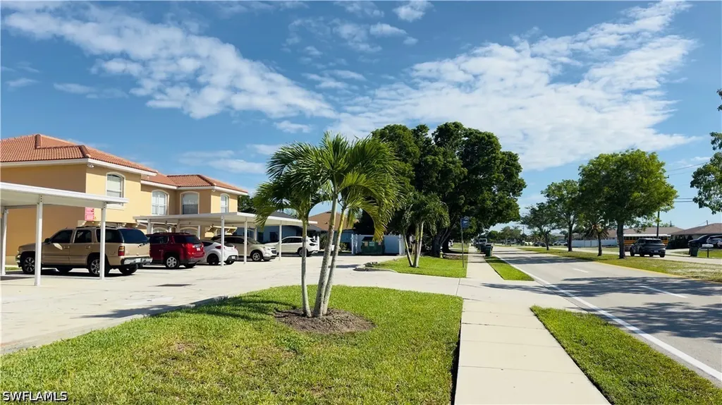4520 Skyline Boulevard Cape Coral FL 33914