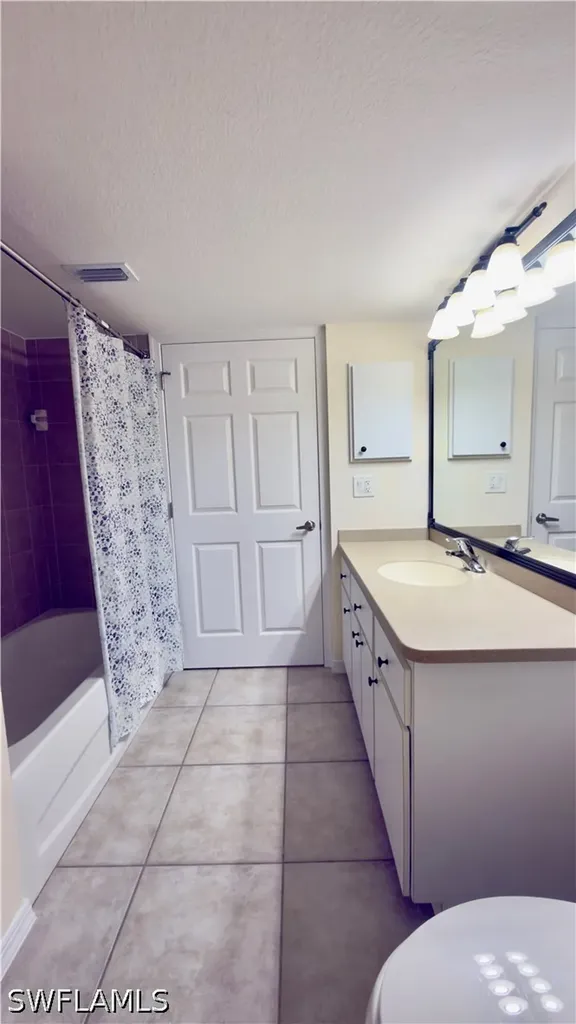 4520 Skyline Boulevard Cape Coral FL 33914