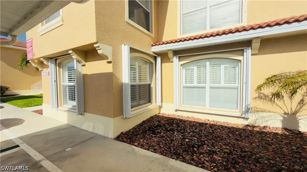 4520 Skyline Boulevard Cape Coral FL 33914