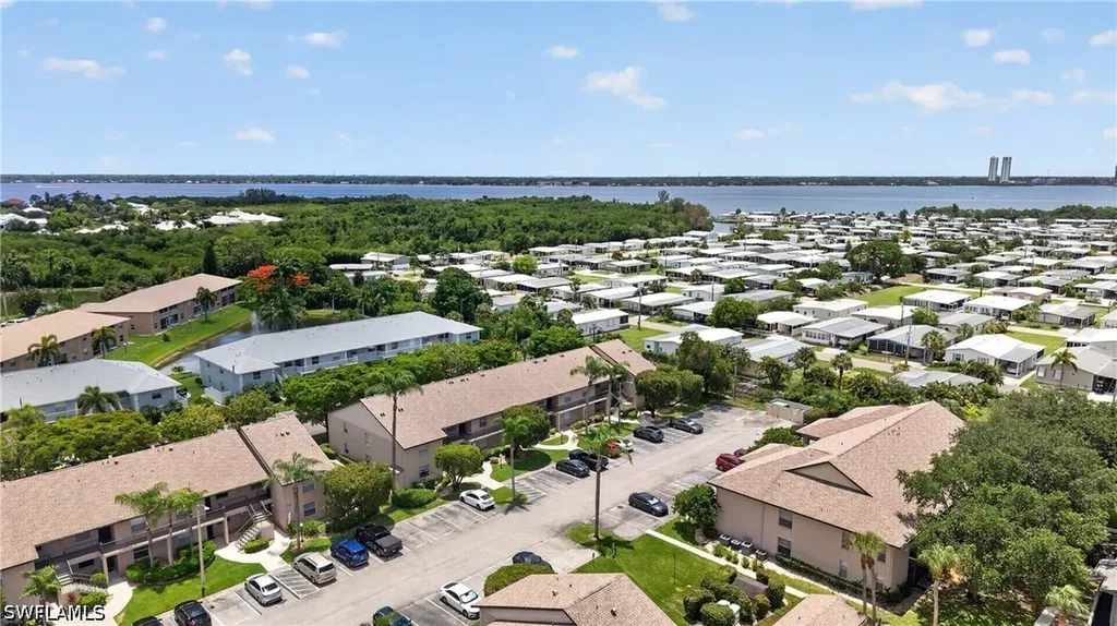 5725 Foxlake Drive North Fort Myers FL 33917