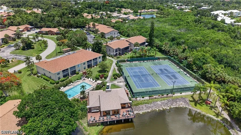 5725 Foxlake Drive North Fort Myers FL 33917