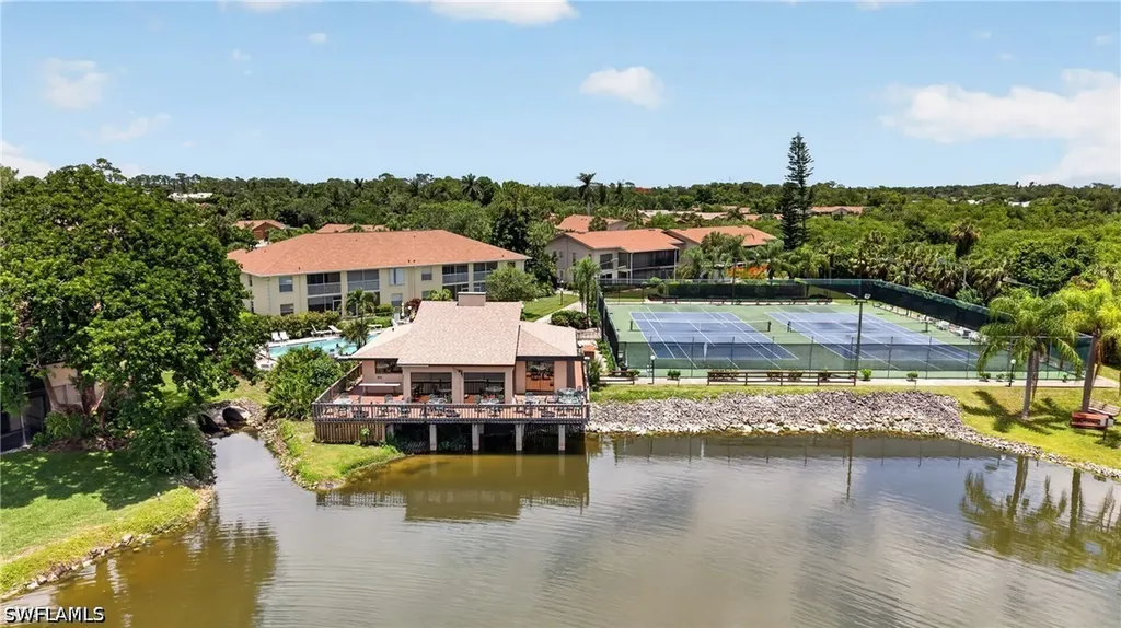 5725 Foxlake Drive North Fort Myers FL 33917