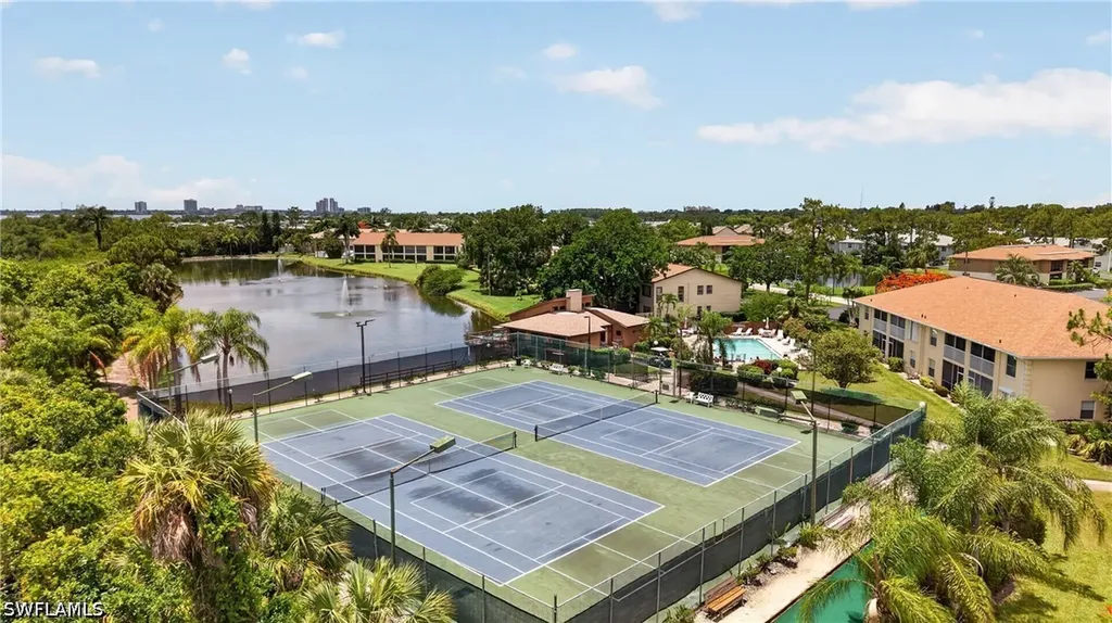 5725 Foxlake Drive North Fort Myers FL 33917