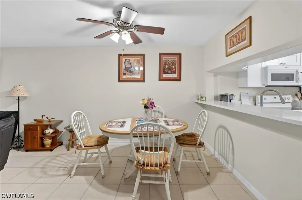 5725 Foxlake Drive North Fort Myers FL 33917
