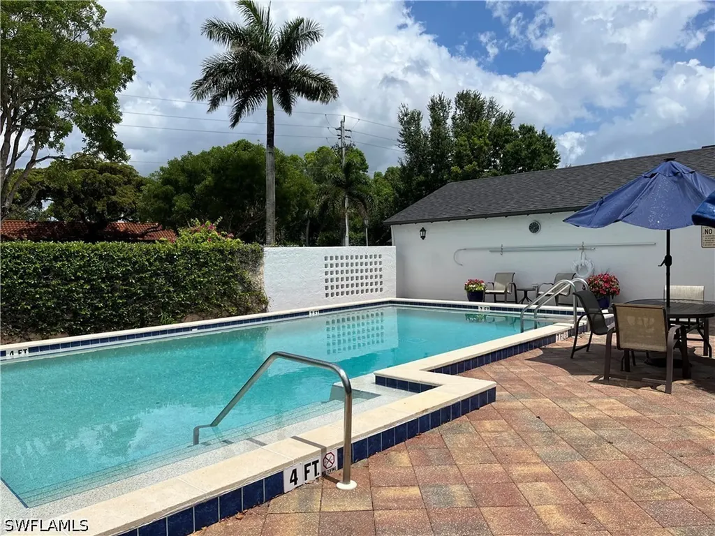 4300 Belair Lane Naples FL 34103
