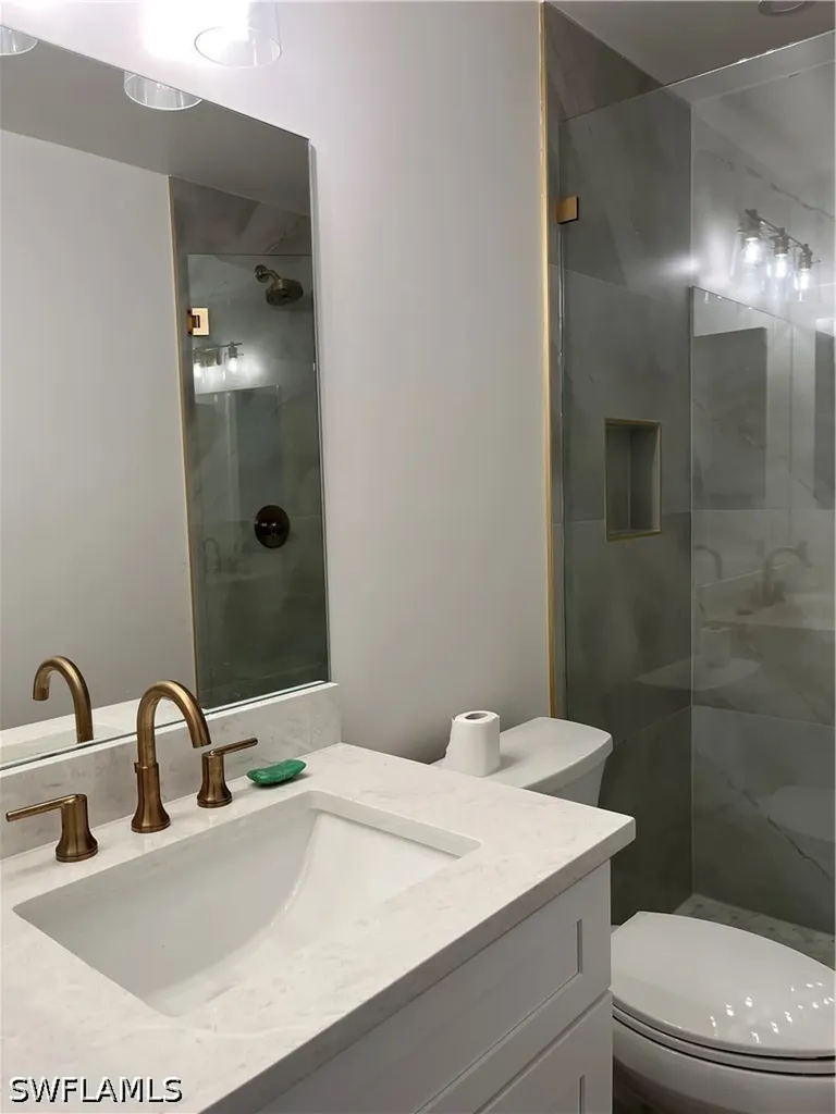 4300 Belair Lane Naples FL 34103