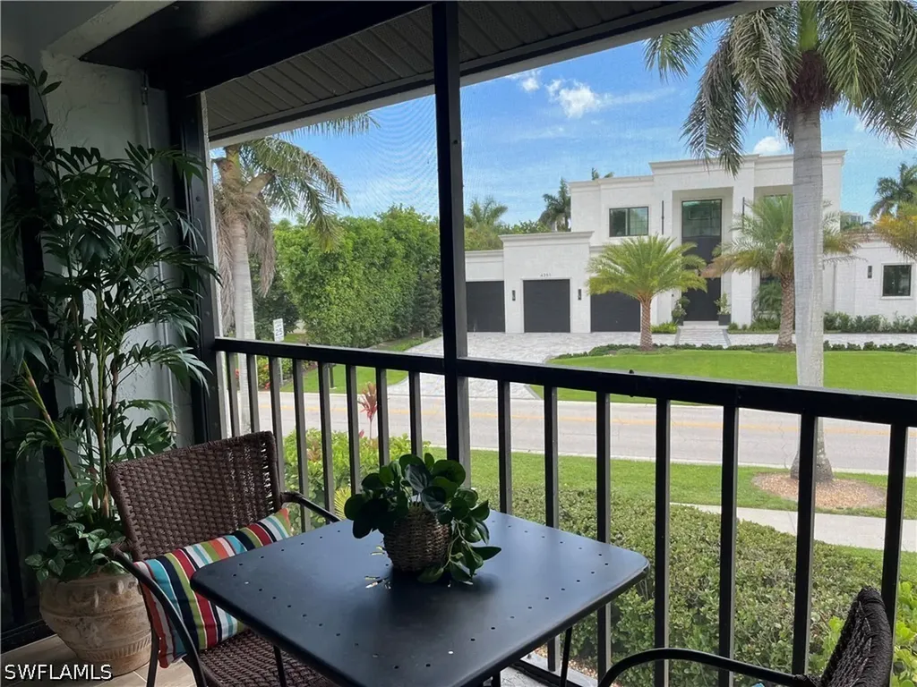 4300 Belair Lane Naples FL 34103
