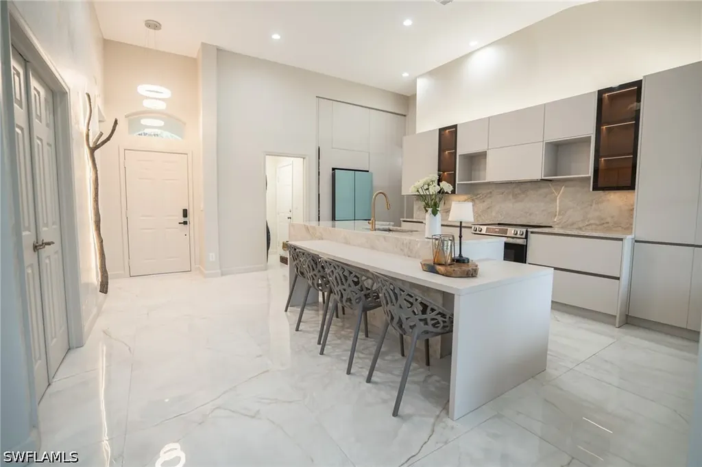 7712 Citrus Hill Lane Naples FL 34109