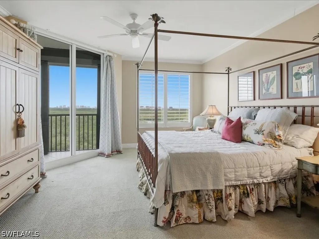 425 Cove Tower Drive Naples FL 34110