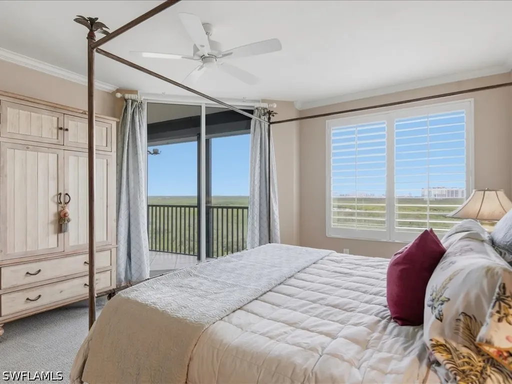 425 Cove Tower Drive Naples FL 34110